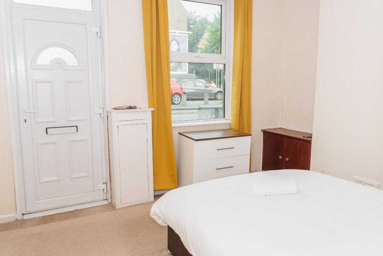 Hanley Park House Villa Stoke-on-Trent Bagian luar foto