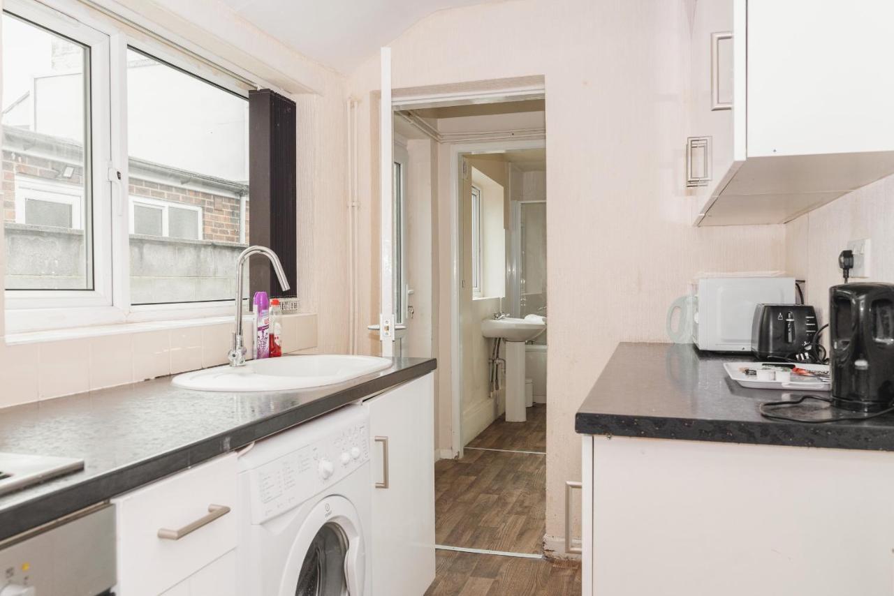 Hanley Park House Villa Stoke-on-Trent Bagian luar foto