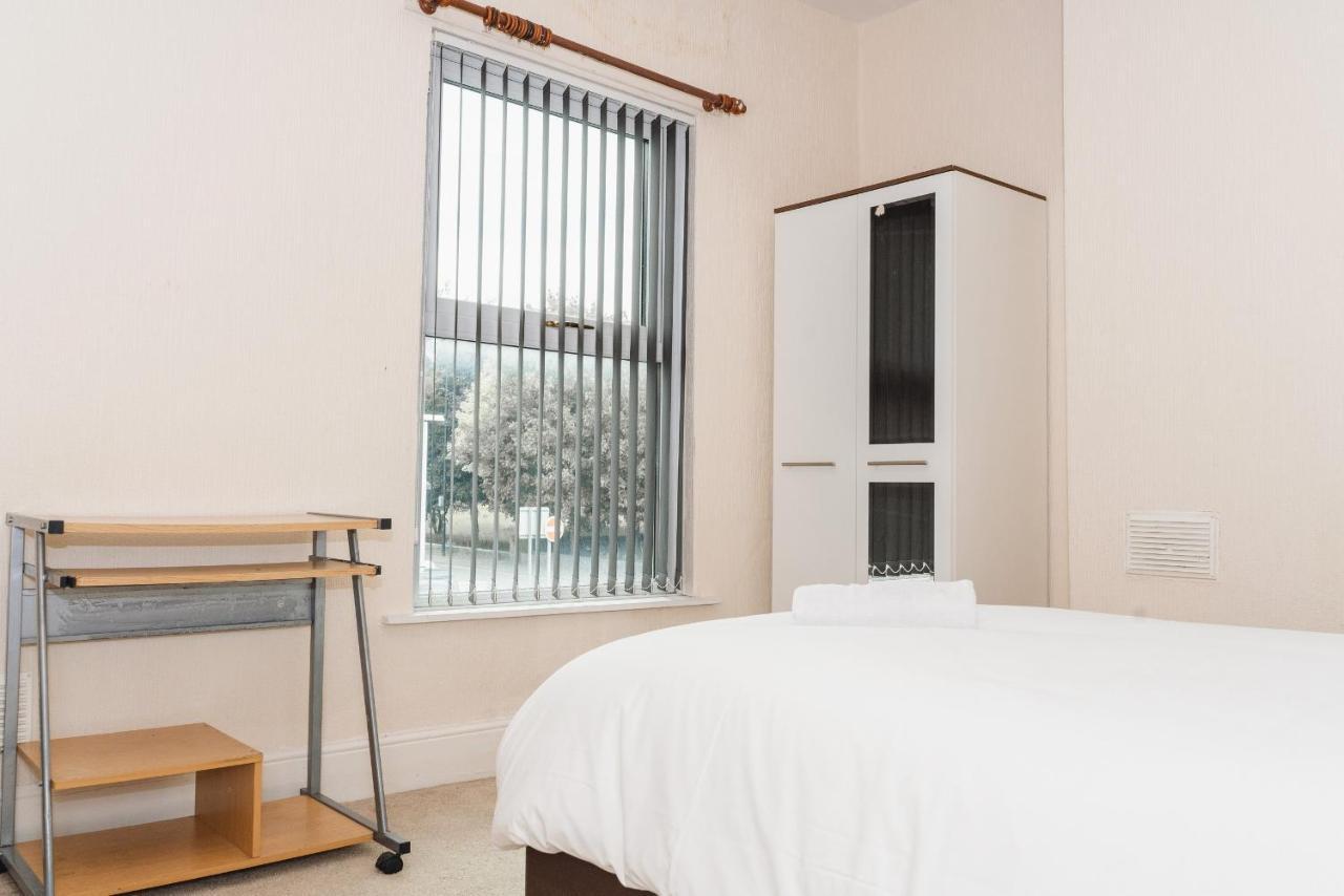 Hanley Park House Villa Stoke-on-Trent Bagian luar foto